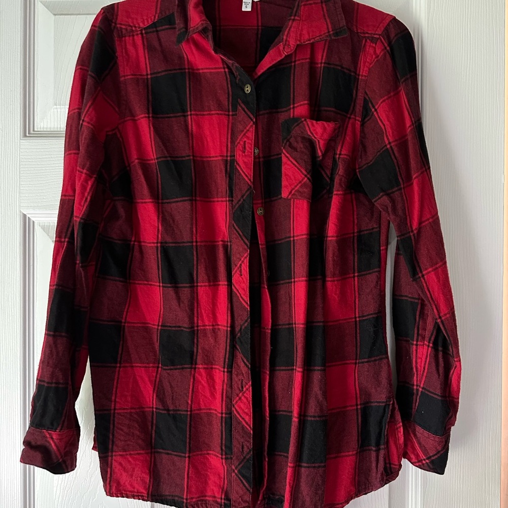 Sonoma Red and Black Plaid Button-Up Shirt
